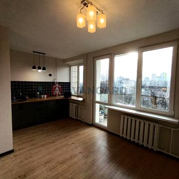 Продаж 1-кімнатної квартири, вул. Празька, 19