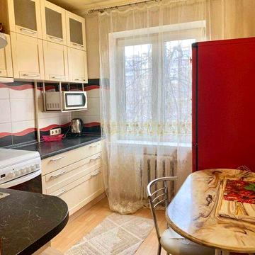 Сдам 2 комнатную квартиру. Газ.