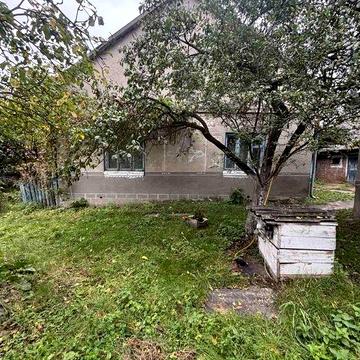 Продам будинок поблизу Шептицького