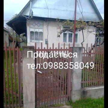 Продам будинок в центрі с.Р.Поле вул.Шкільна 6