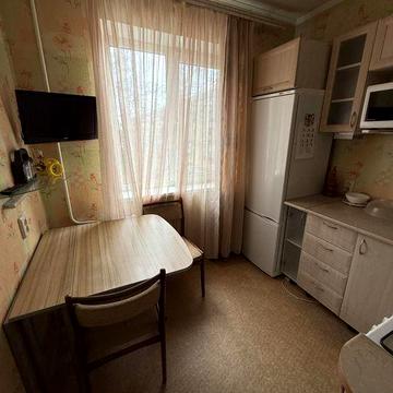 Сдам 2к пр.Богдана хмельницкого. Кирова. Поля