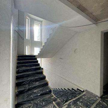 Продаж 3х кім квартири Мініна Паркрва зона