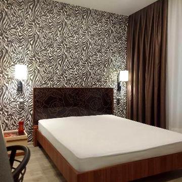 Здам однокімнатну студію на Гагаріна навпроти Метро