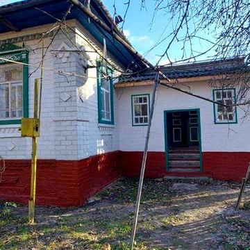 Продається доглянутий будинок у с. Мильники