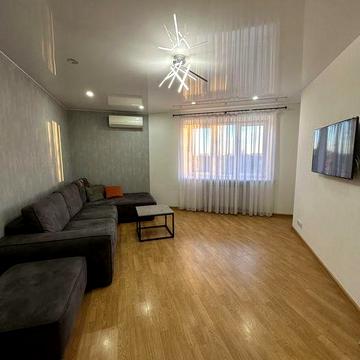 Оренда 3-кімнатнрї квартири від власника. Піонерська