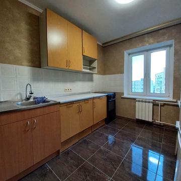 Загорівська вул. (Багговутівська), 8/10