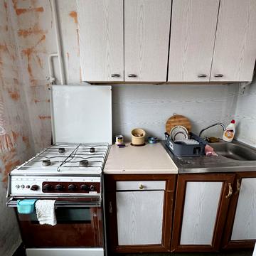 Прирічна вул., 19