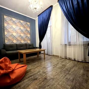 Набережно-Хрещатицька вул., 7-В