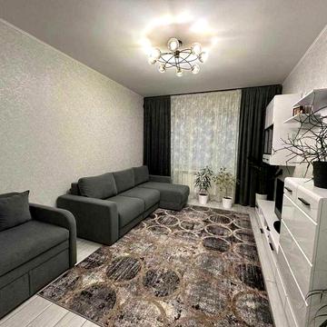 Здається однокімнатна квартира з гарним ремонтом. По вул.Тесленка.