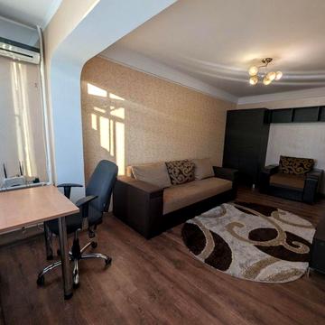 Ігоря Шамо бульв. (Олексія Давидова), 20