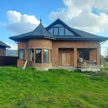 Продається Будинок недалеко від центру Садгори +380665799021