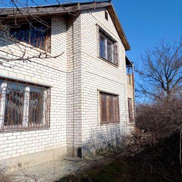 Продам будинок в Новій Дофінівці 2 поверхи