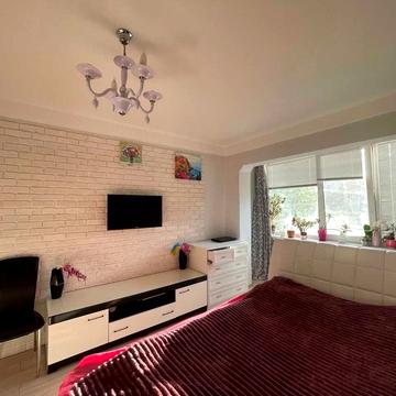 Оболонський просп., 31