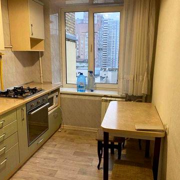 Здам 2-х кім. квартиру В.Васильківська 118, М. Палац України 5 хв.