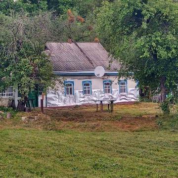 Продам будинок с Мельник Черкаська область Канівського району