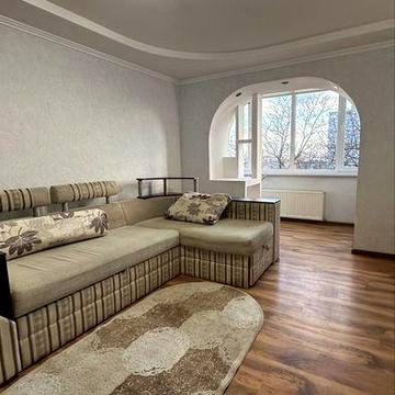 Довгострокова оренда 2к проспект миру ( медтехніка)