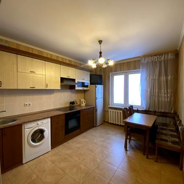 Бакинська вул., 37-Г