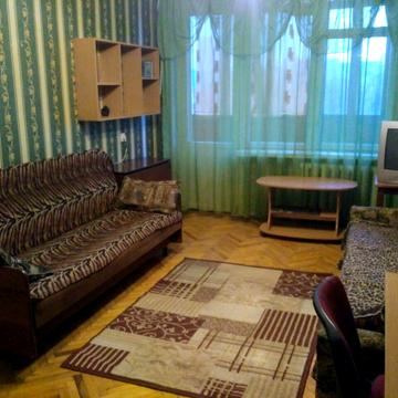 Зоологічна вул., 2