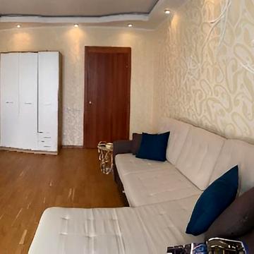 Григорія Ващенка вул., 1