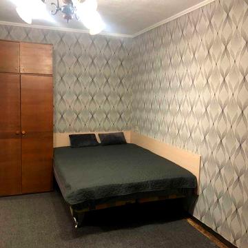 Здам 1- ну Здолбунівська 1 (м. Позняки)