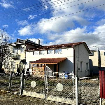 Продаж квартири з окремим входом