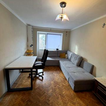 Продаж 2 кімнатноі квартири Вартових неба, 52