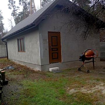 Продам новий будинок 56кв.м. на ділянці 11 соток в с.Бобриця.