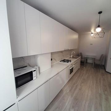 Бишівська вул., 14;14А