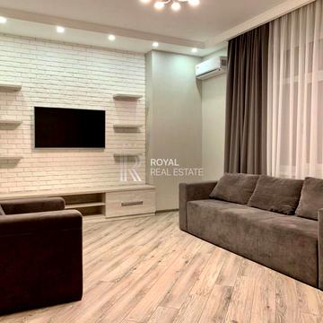 Євгена Коновальця вул. (Щорса), 36-Е