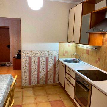 вул.Татарська, Печеніжська, Січових Стрільців. Оренда. Низький поверх.