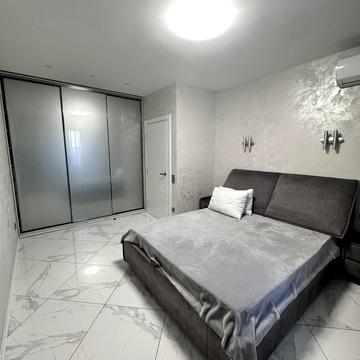 Краківська вул., 27