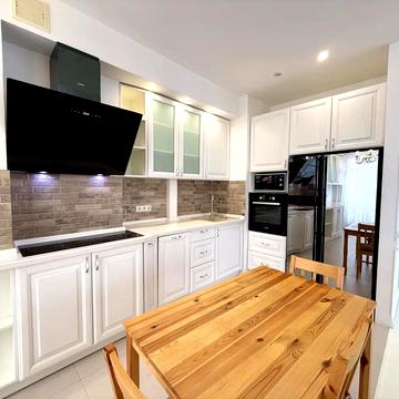 Дмитра Луценка вул. (Крейсера "Аврора"), 14