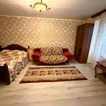 Здається в оренду 1-кімнатна квартира в центрі міста