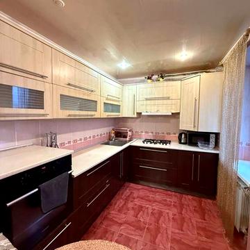 Здам трьохкімнатну квартиру з автономним опаленням