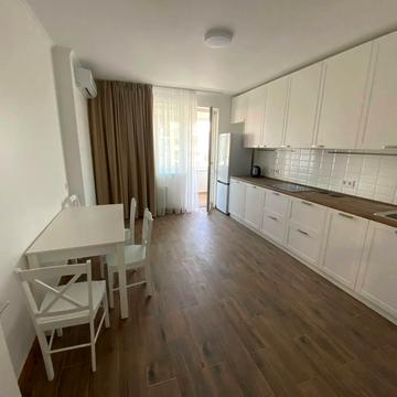 Золотоустівська вул., 25