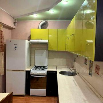 Аренда 2 комн. кв. метро Армейская, Новые Дома