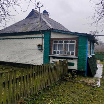 Комарова, 30