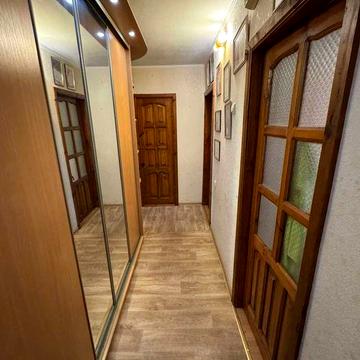 Продам 2-кімнатну квартиру на 3 поверсі Шевченка - Шелушкова не кутова