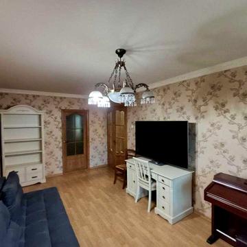 Продається 3-кімнатна квартира на ж/м Перемога