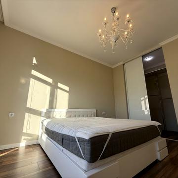 Саперне Поле вул., 12