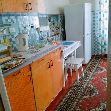 2кімн 2 поверх, гаряча вода,техніка,вул.Роменська