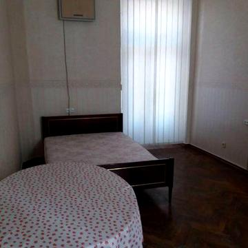 Сдам 1 ком. Пироговская 19