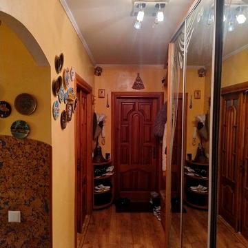 Продаж 3к Квартира Коновальця Євгена (Біла) вулиця