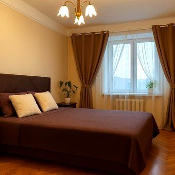 Гусовського вул., 2