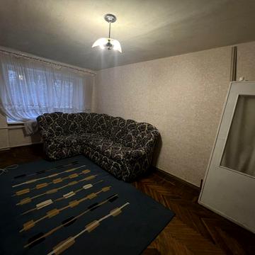 Вацлава Гавела бульв. (Івана Лепсе), 75