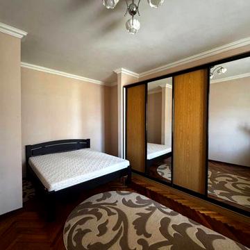 Здається 1 кімнатна квартира Щербанюка