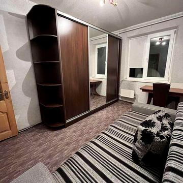 Здається двох кімнатна квартира