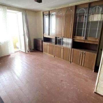 Продаю 1 к/к Соляные ост. Школьная.