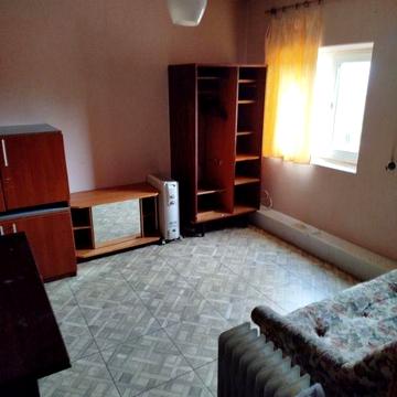 Сдам дом на 1комнатуна правом берегу раен Красного камня