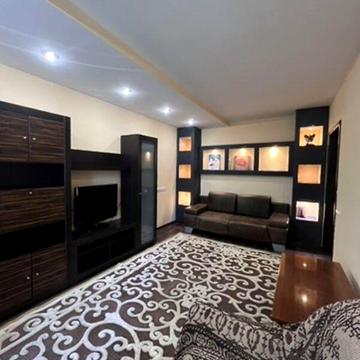 Довгострокова оренда 2к Квартира Александра Невского